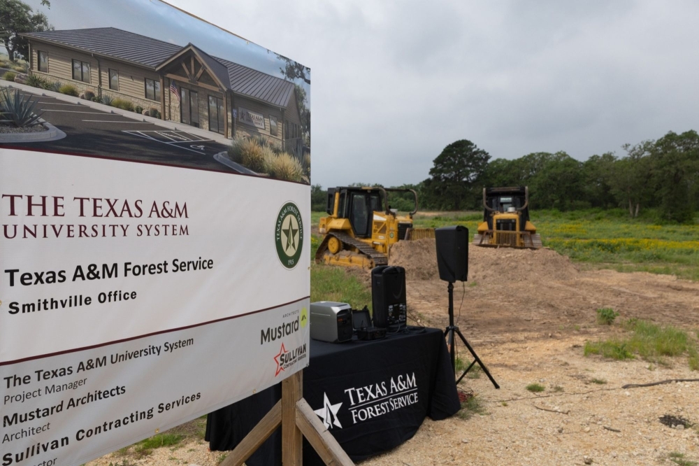 Texas A&M Forest Service officials broke ground April 29 on a $2.5 million regional office project in Smithville. (Courtesy Texas A&M Forest Service)