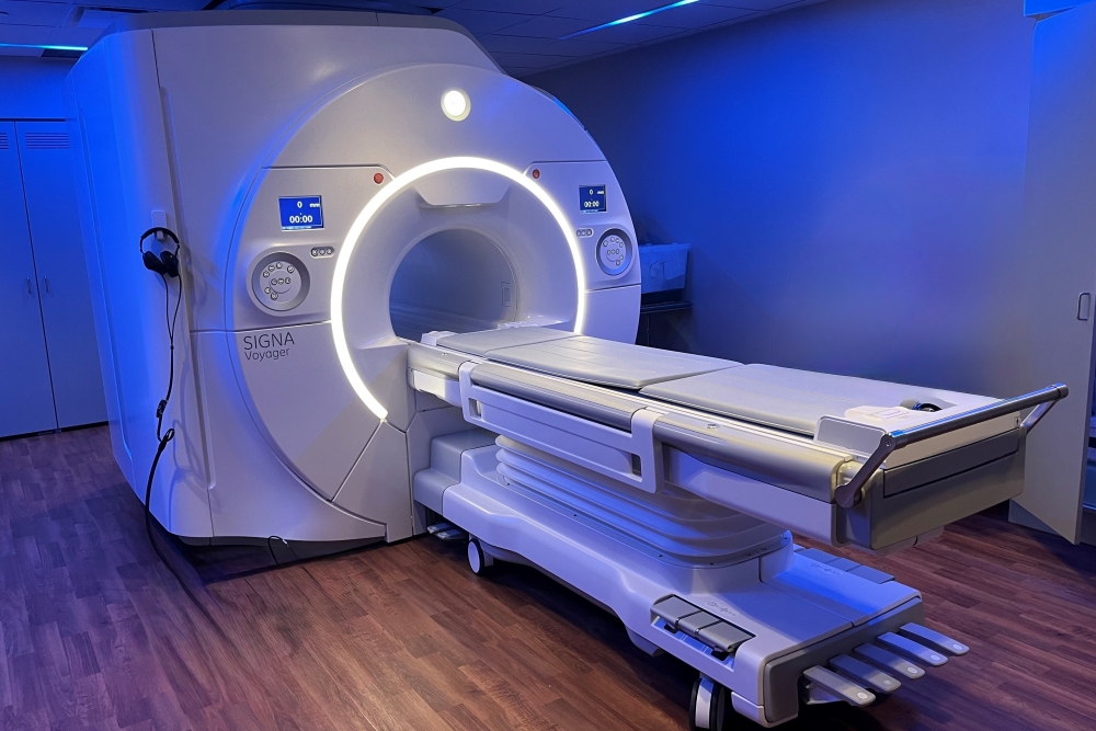 The GE Signa Voyager Wide Bore MRI scanner offers a larger space for patients during the scan, reducing the risk of claustrophobia. (Courtesy Methodist Richardson Medical Center)