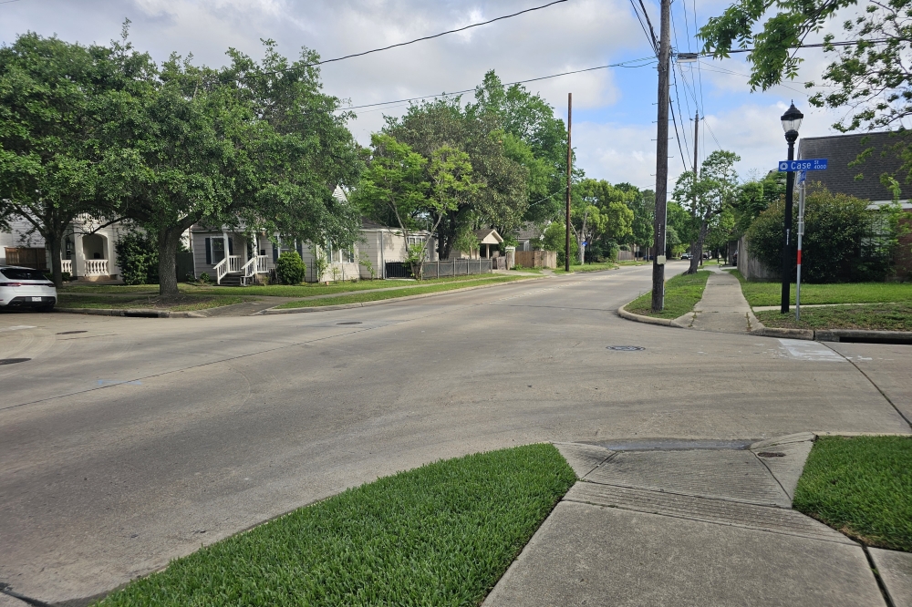 The intersection of Wesleyan Avenue and Case Street in West University Place. This intersection was an area observed during a previous traffic study. (Ariel Worthy/Community Impact)