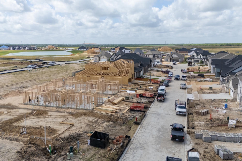 Legacy, a 700-plus acre master-planned community, has 10 home builders, including David Weekley Homes, Coventry Homes, Perry Homes, Beazer Homes and Westin Homes. (Jamaal Ellis/Community Impact)