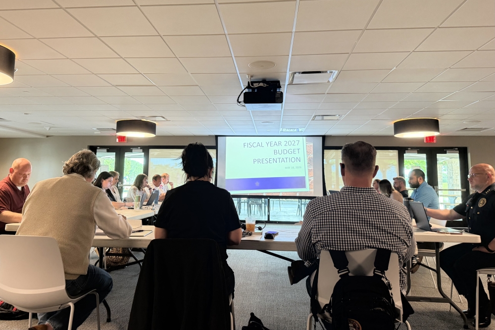Jersey Village City Council met May 18 at Jersey Meadow Convention Center to discuss their fiscal year 2026-27 budget. (Ella Barnes/Community Impact.)