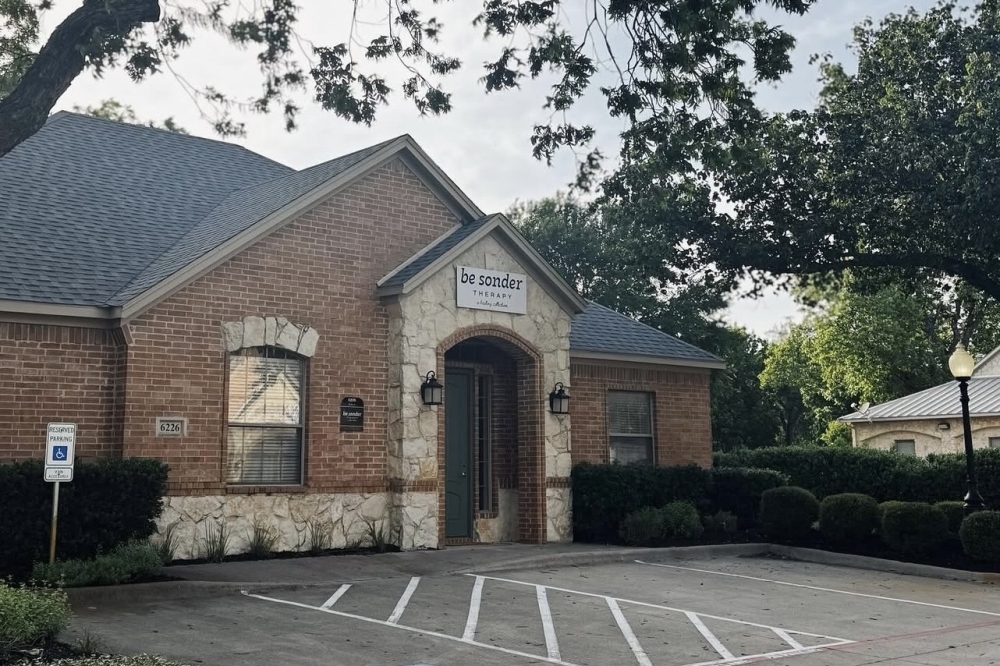 the outside of Be Sonder Therapy in Colleyville