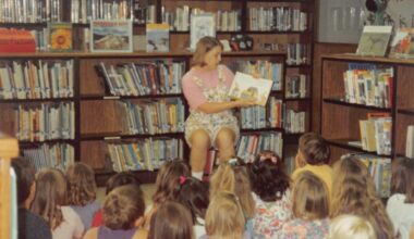 Children gather for story time at the Dripping Springs Community Library in 1993. (Courtesy Dripping Springs Community Library)