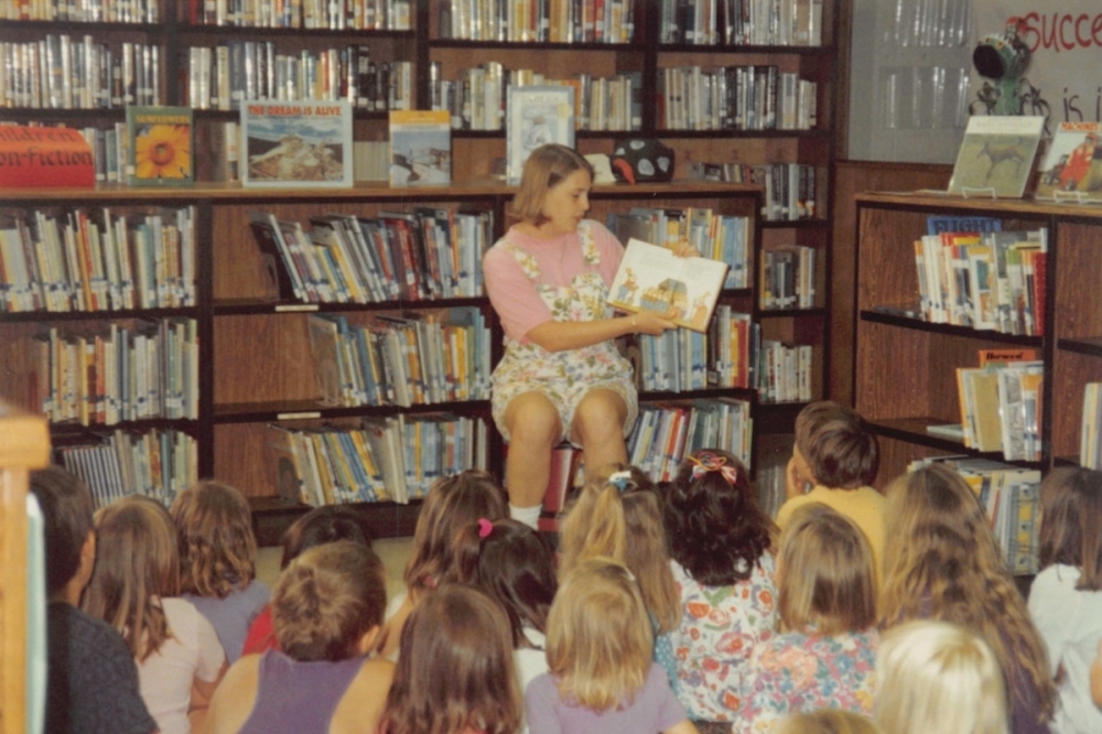 Children gather for story time at the Dripping Springs Community Library in 1993. (Courtesy Dripping Springs Community Library)