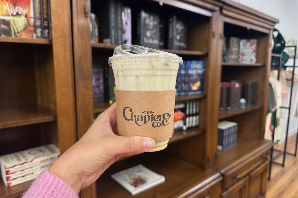 The Chapter & Co. offers a selection of specialty coffees and romantasy books. (Amira Van Leeuwen/Community Impact)