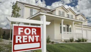 The average lease price for single family homes in Greater Houston dipped 2.6% in April from $2,334 to $2,274, according to HAR data released May 20. (Courtesy Adobe Stock)
