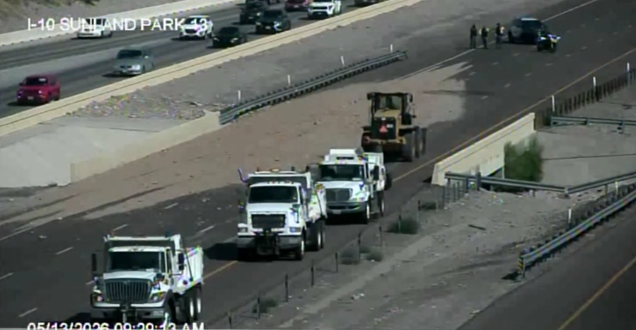 Debris spill causes eastbound I-10 closure in El Paso
