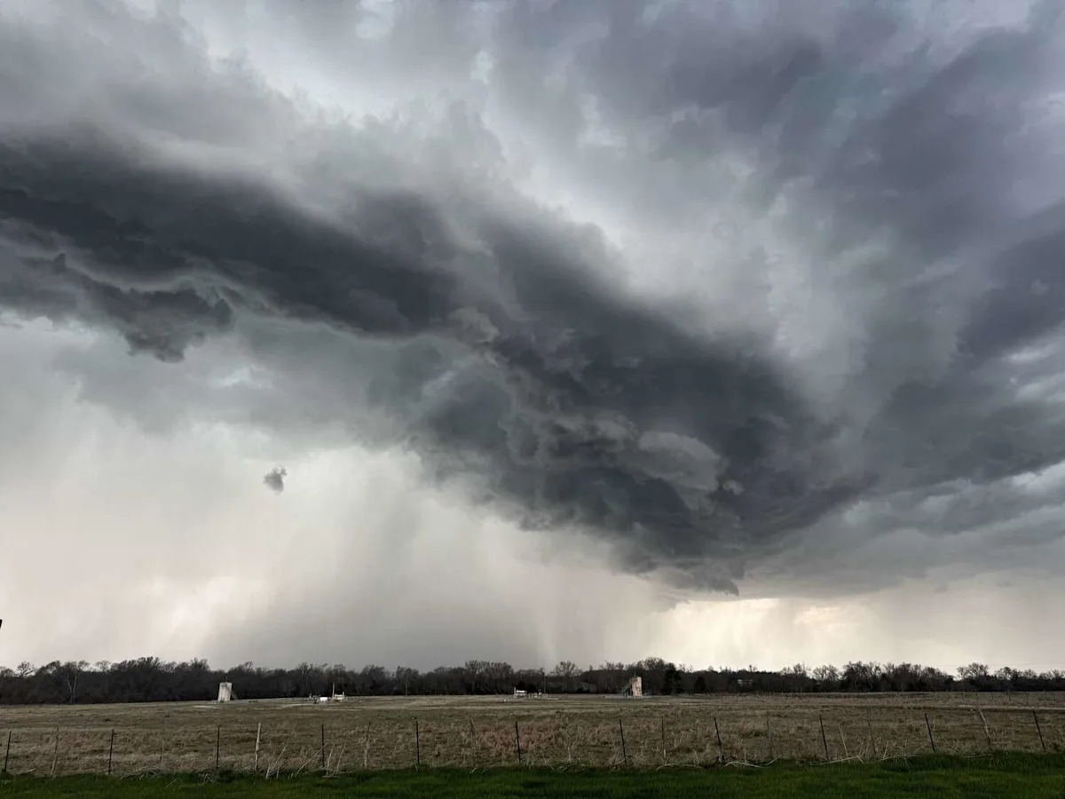 Another round of thunderstorms could bring hail to Texas today