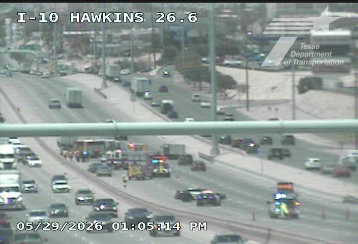 1 person airlifted, 2 others hurt after two-vehicle crash in East El Paso