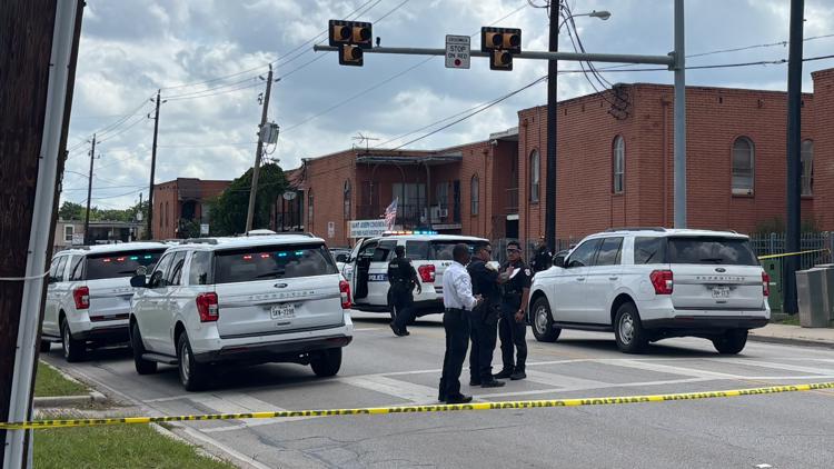 METRO Police: Officer fatally shoots suspect armed with knife near Houston Botanic Garden