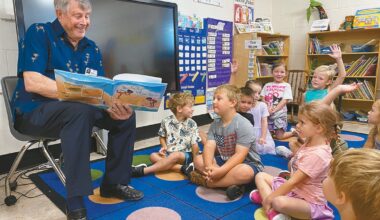 Reading to students - Port Aransas South Jetty