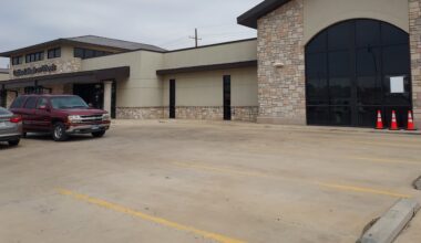 Police investigating vandalism of Lubbock Meals on Wheels building early Sunday morning