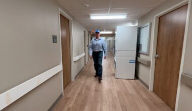 Marine veteran shares story of addiction, path to recovery