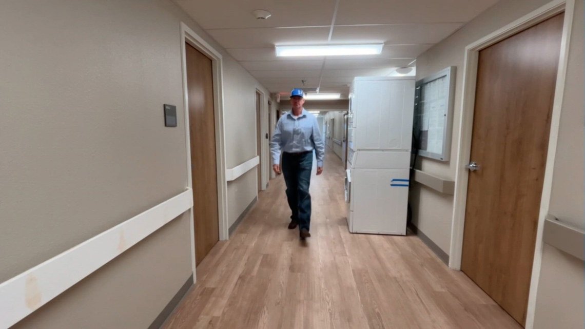 Marine veteran shares story of addiction, path to recovery
