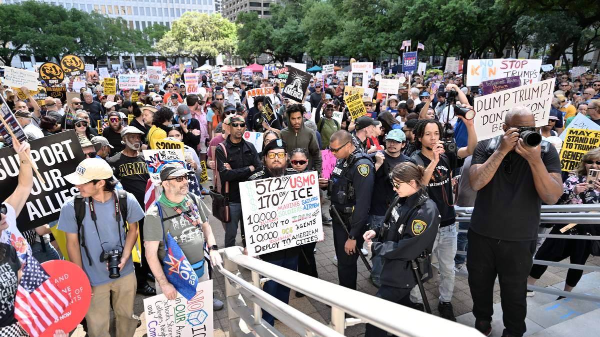 Radical Left Activists Plan 'May Day' Economic Blackout | NewsRadio 740 KTRH