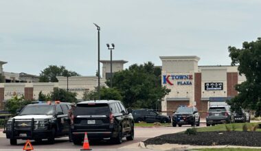2 killed and 3 injured in shootings near a shopping mall north of Dallas, police say | National