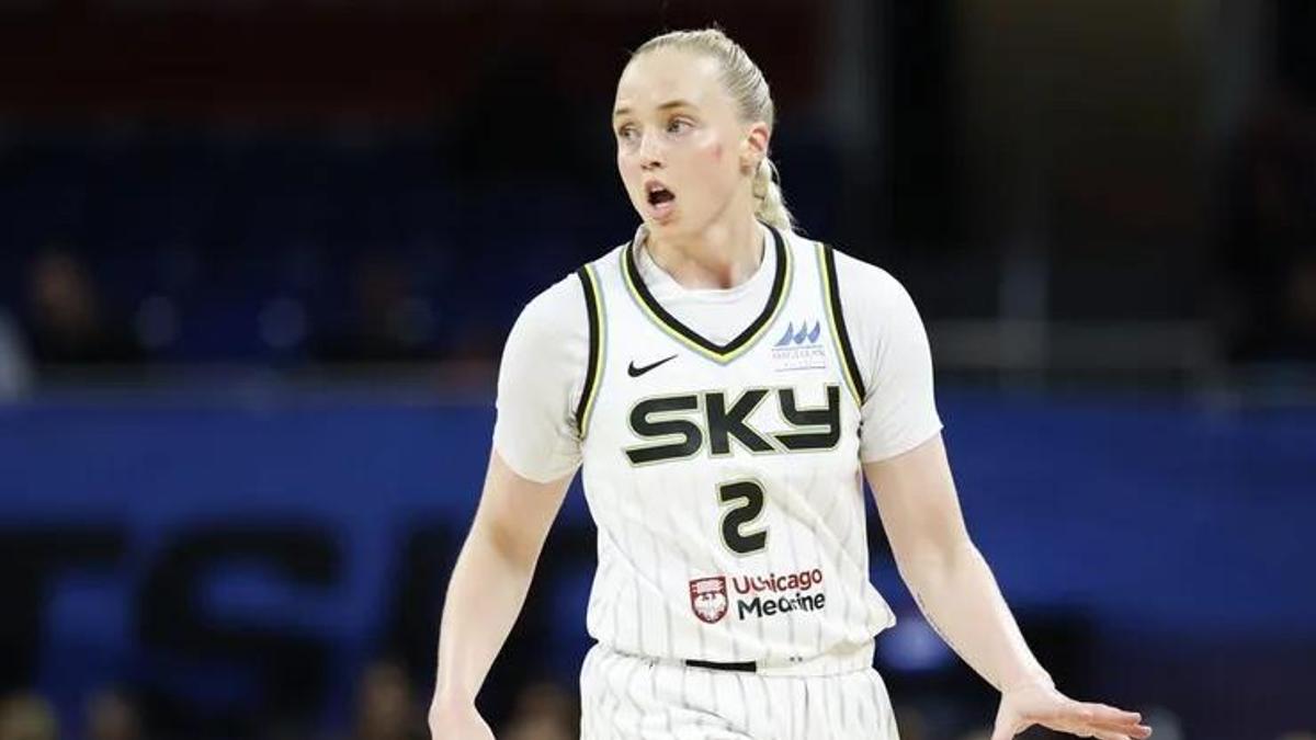 Sky Waive 2025 First-Rounder Hailey Van Lith