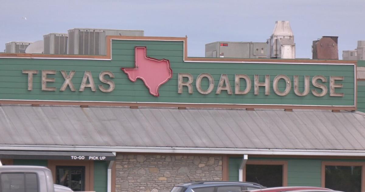 Texas Roadhouse to move original location from southern Indiana mall to standalone site | Business