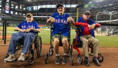 American Airlines honors 100-year-old veterans at Texas Rangers game | News