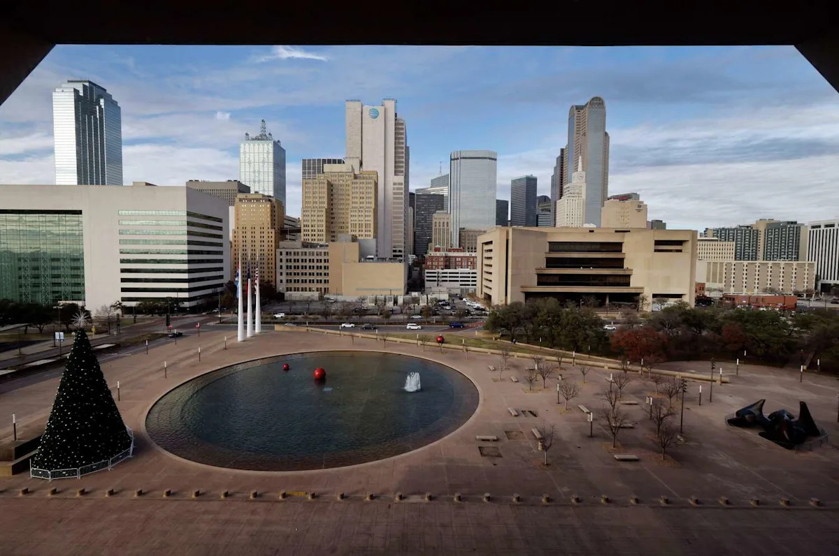 Attorneys threaten lawsuit if Dallas City Hall Plaza is redeveloped without voter approval