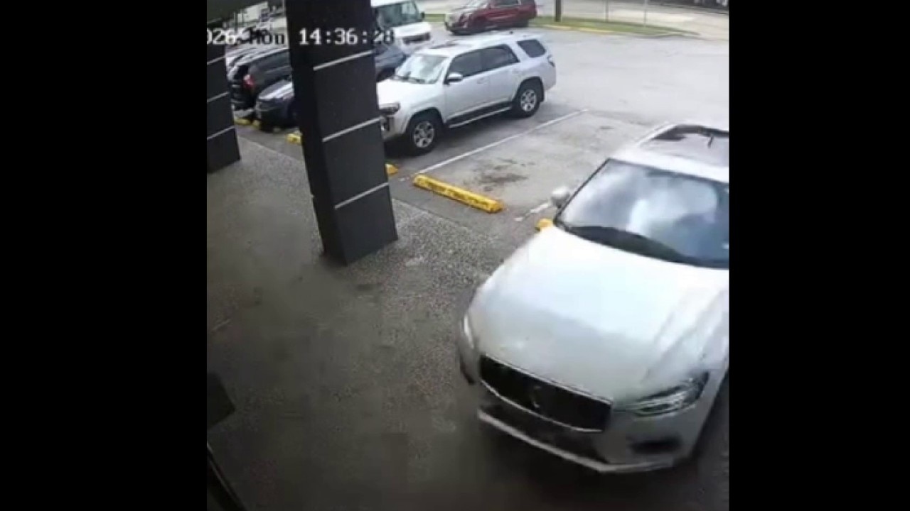 Car slams into Hidden Omakase in Houston