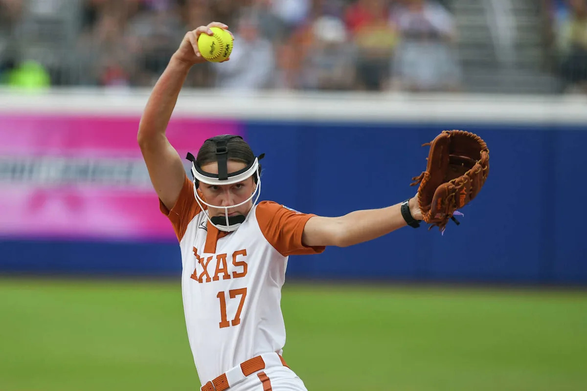 College softball regionals: Texas, Oklahoma State cruise again on Saturday