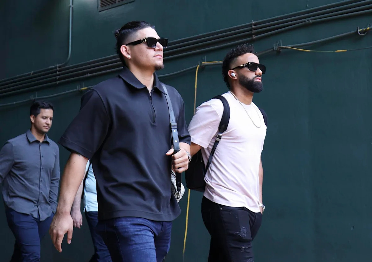 21-23 – Rangers almost get no-hit, lose 2-0 to Houston