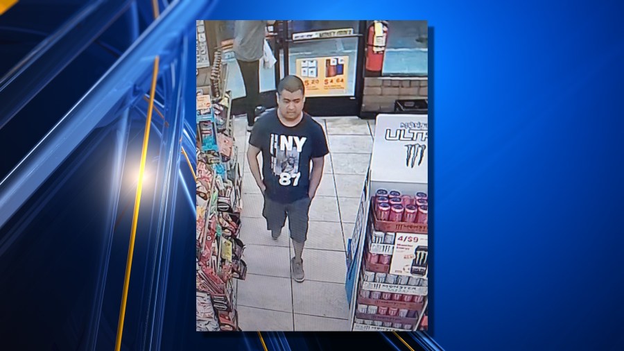 Help sought to ID man who robbed Northeast El Paso convenience store