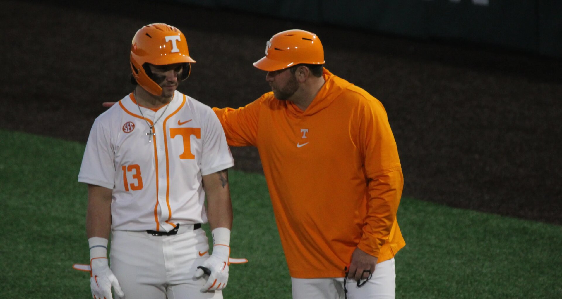 Watch Tennessee-Texas baseball Game 3: TV, time, streaming