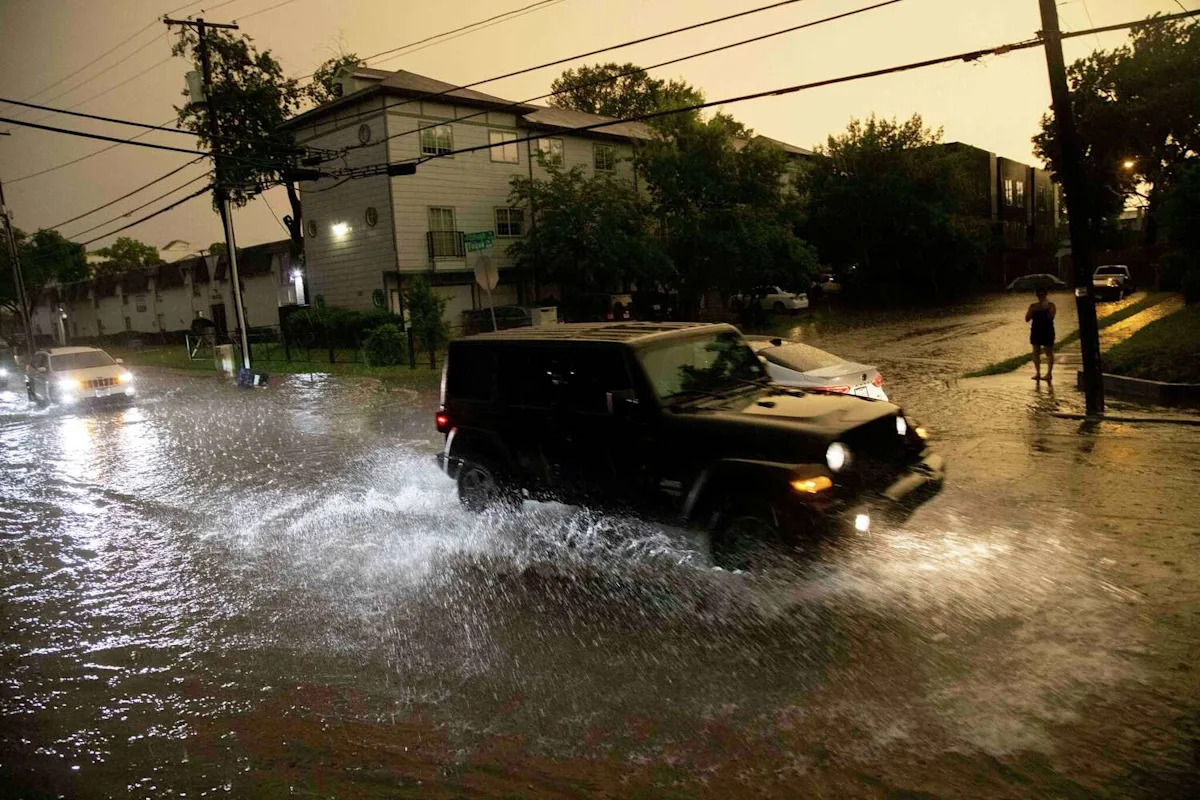 Here's how to track rain, flooding in Dallas-Fort Worth
