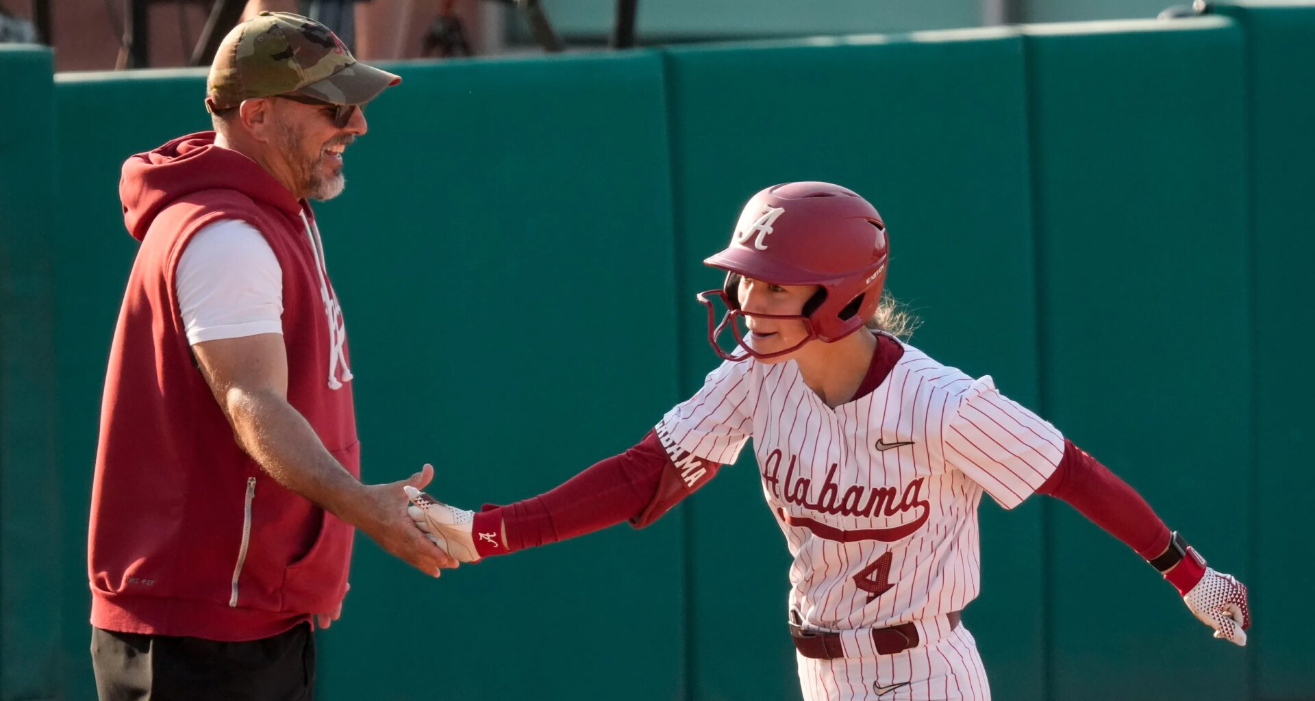 Alabama softball vs Texas channel today, time, TV, streaming info