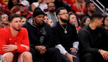 For second straight year, Houston’s playoff offense fails to launch