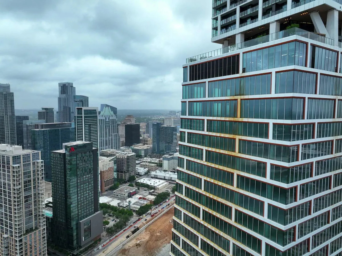 Rust-colored stains have marred Texas' tallest building in Austin. Here's why.