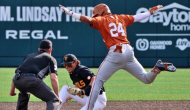 Tennessee baseball defeats Texas in Game 2, wins SEC series
