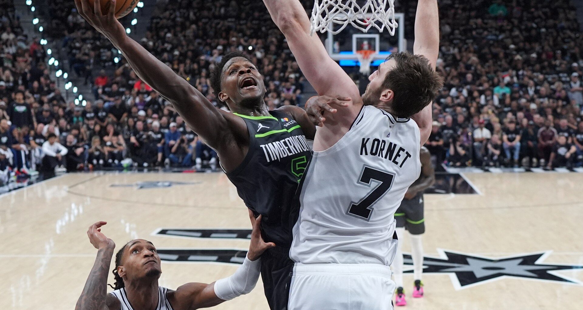 Timberwolves win, tie playoff series after Spurs’ Wembanyama ejected | Basketball