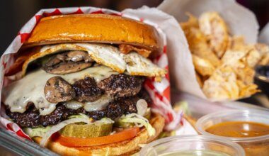 Openings and Closings: Burgerchan Heights Opens