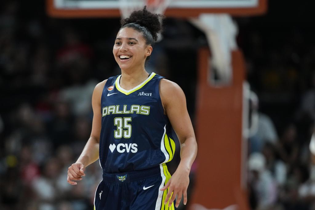 Why UConn's Azzi Fudd was out for Dallas Wings home opener