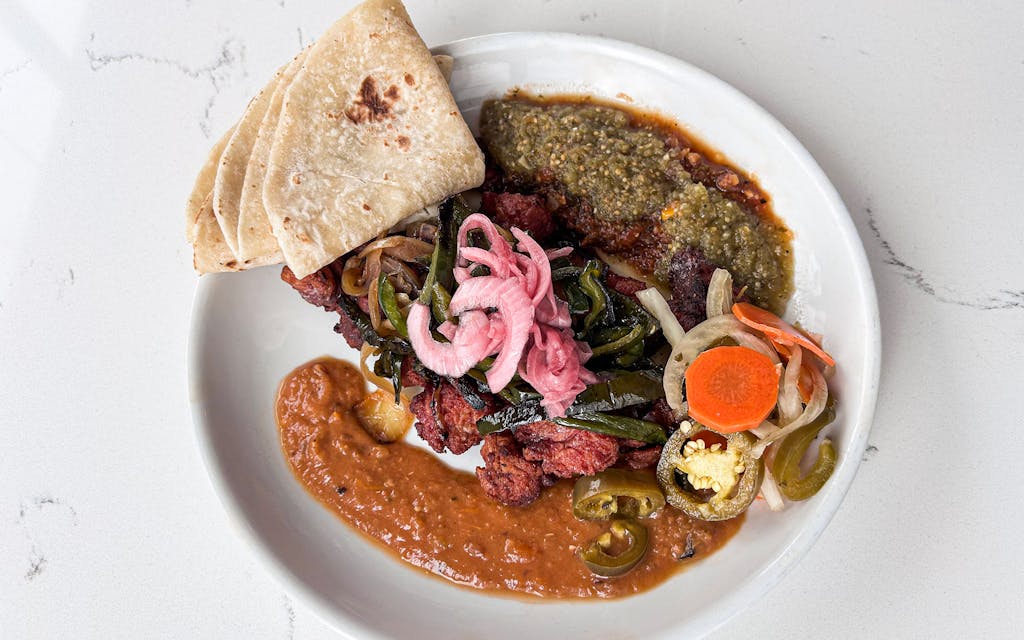 Churchrow-Tejas-BBQ-Austin-Miguel-Vidal-barbecue-smoked-mollejas