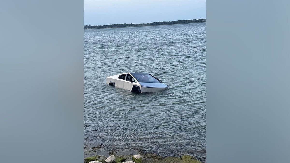 Tesla cybertruck submerged in a lake in Texas