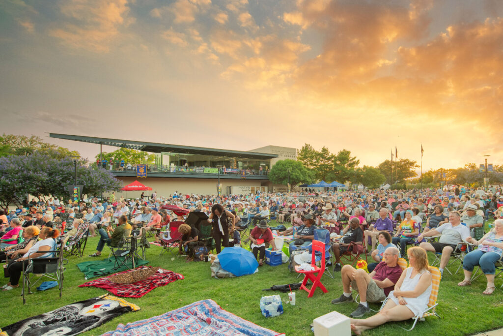 This Dallas-area city is hosting a three-day holiday festival this weekend with FREE concerts, a vendor market, and more