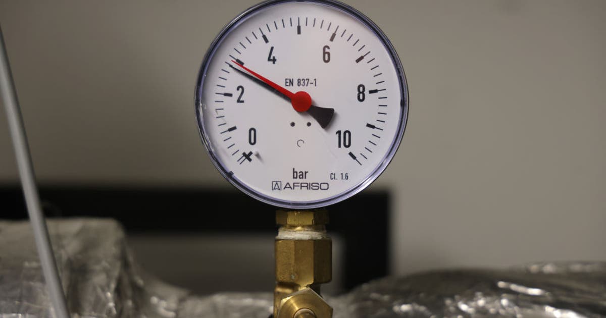 North Harris County residents reporting gas smell