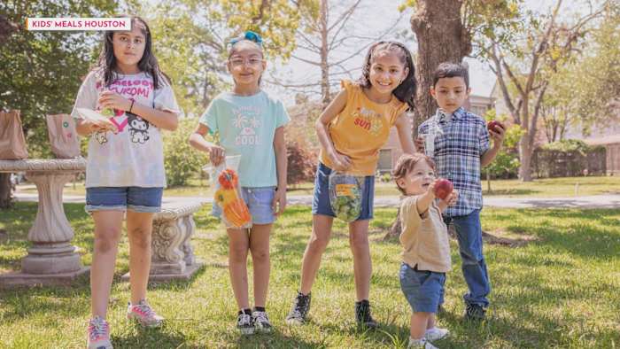 Commissioner Briones expands free food programs for Harris County families this summer