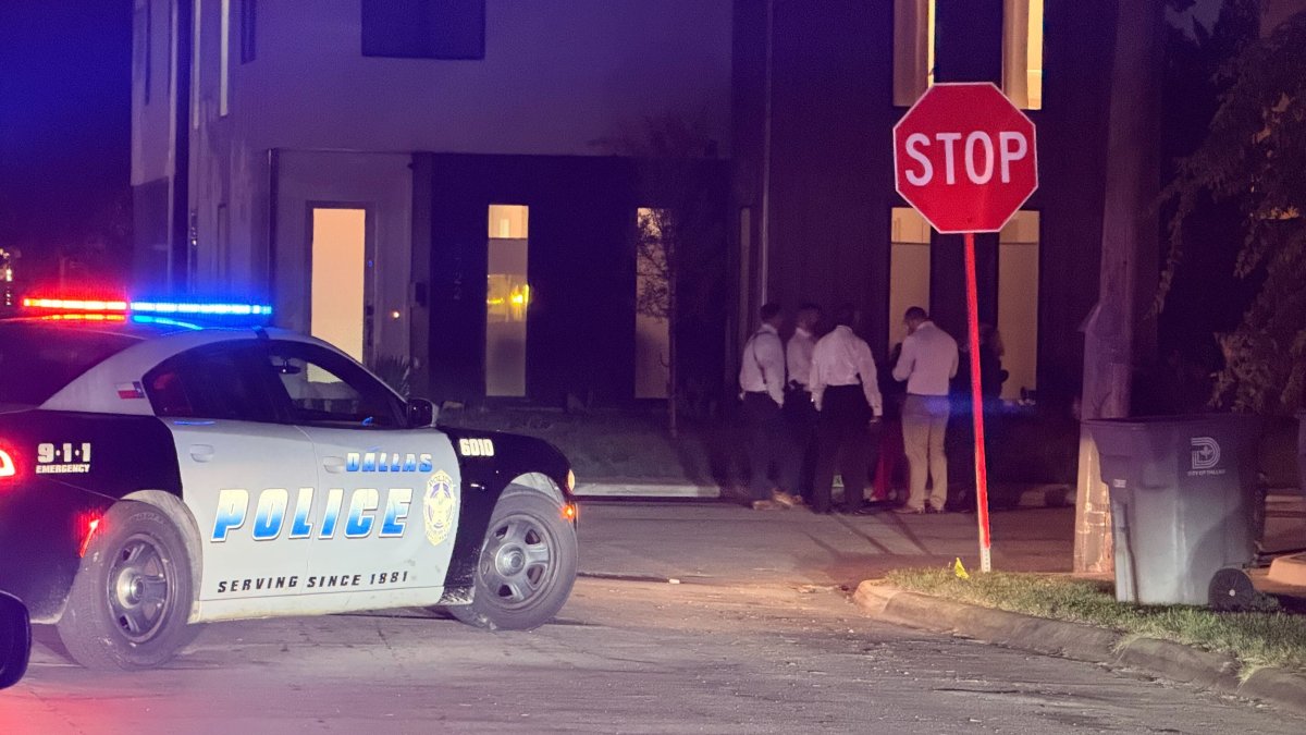 West Dallas deadly shooting under investigation by police – NBC 5 Dallas-Fort Worth