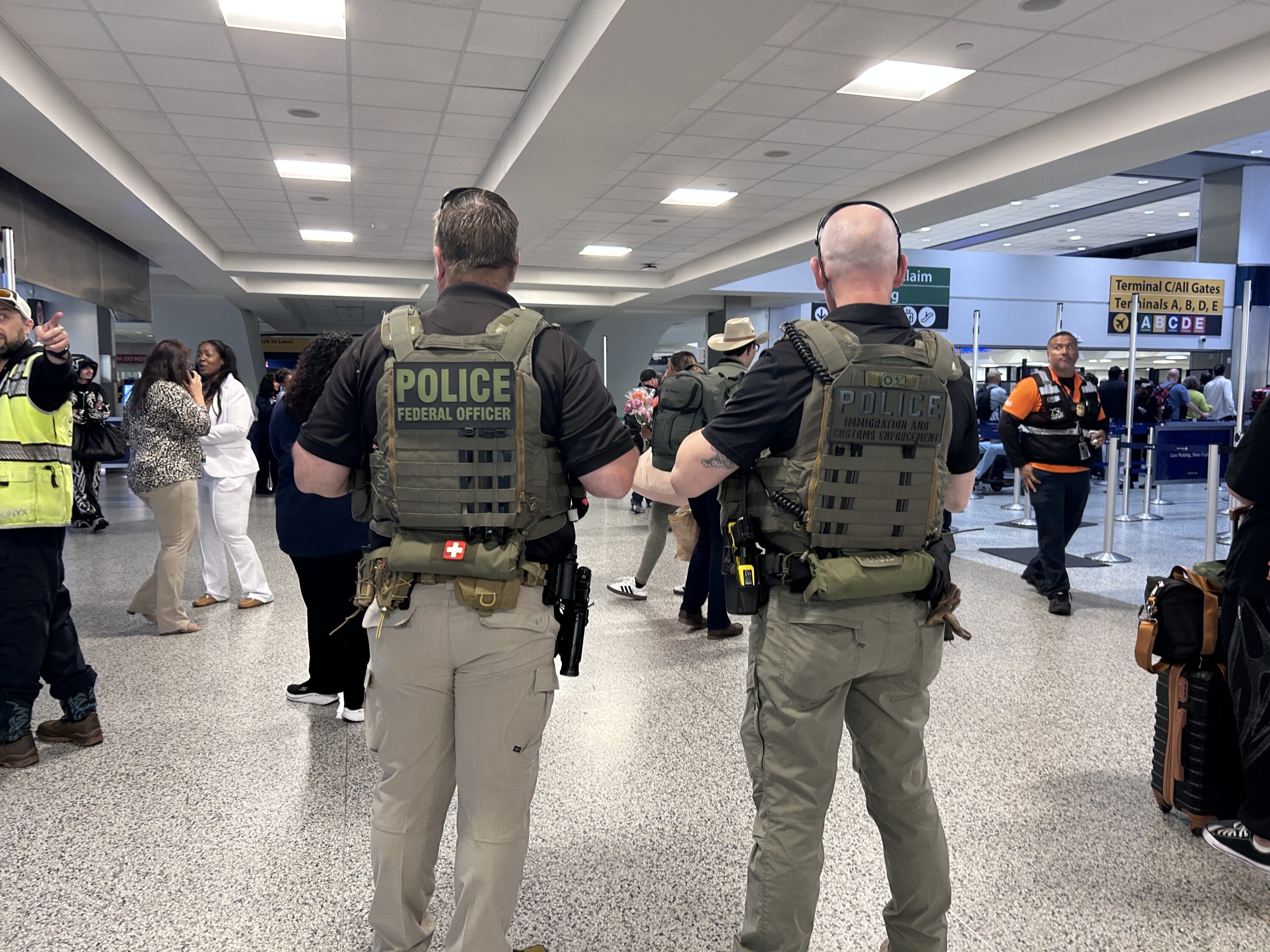 ICE Agents IAH