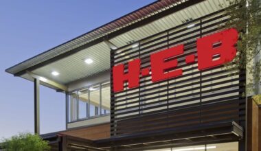 H-E-B eyes its East Side facility for expansion project worth $700 million