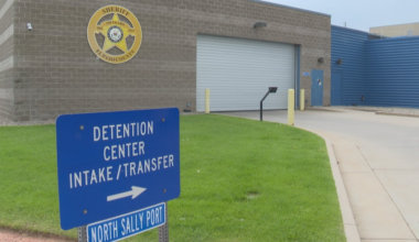 Deputies investigating inmate death at El Paso County Jail