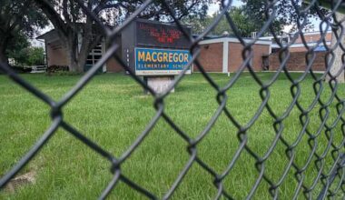 Houston mother says HISD security guard choked second grader, demands video release
