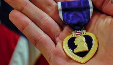 El Paso veteran receives Purple Heart medal 58 years after combat injury