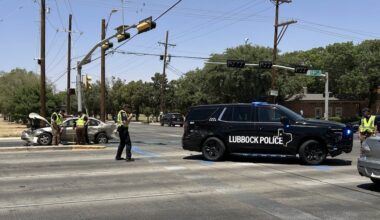 LPD officer involved in crash at 19th and Frankford Ave.
