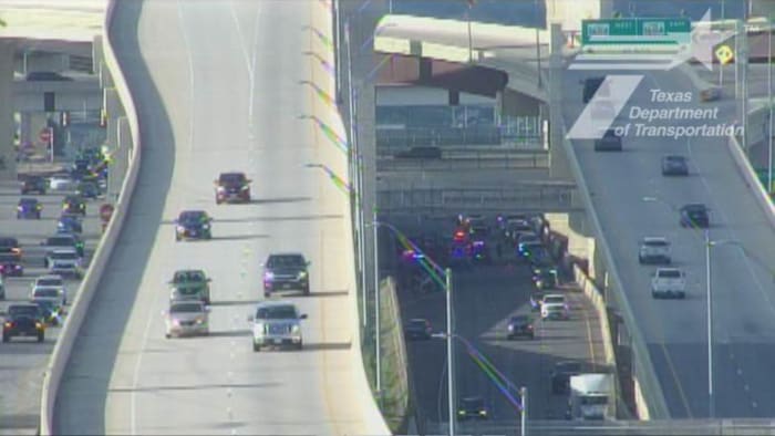 Drivers should expect delays on Hwy 281 near Thousand Oaks